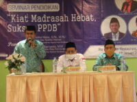 Seminar Pendidikan 2022 | Kiat Madrasah Hebat di Restoran Ria Indonesia Surabaya